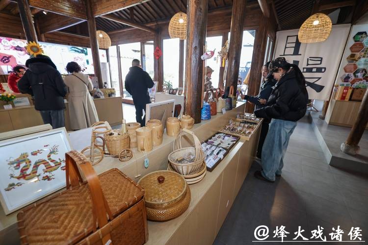 浙江金华：打造特色文旅新消费场景